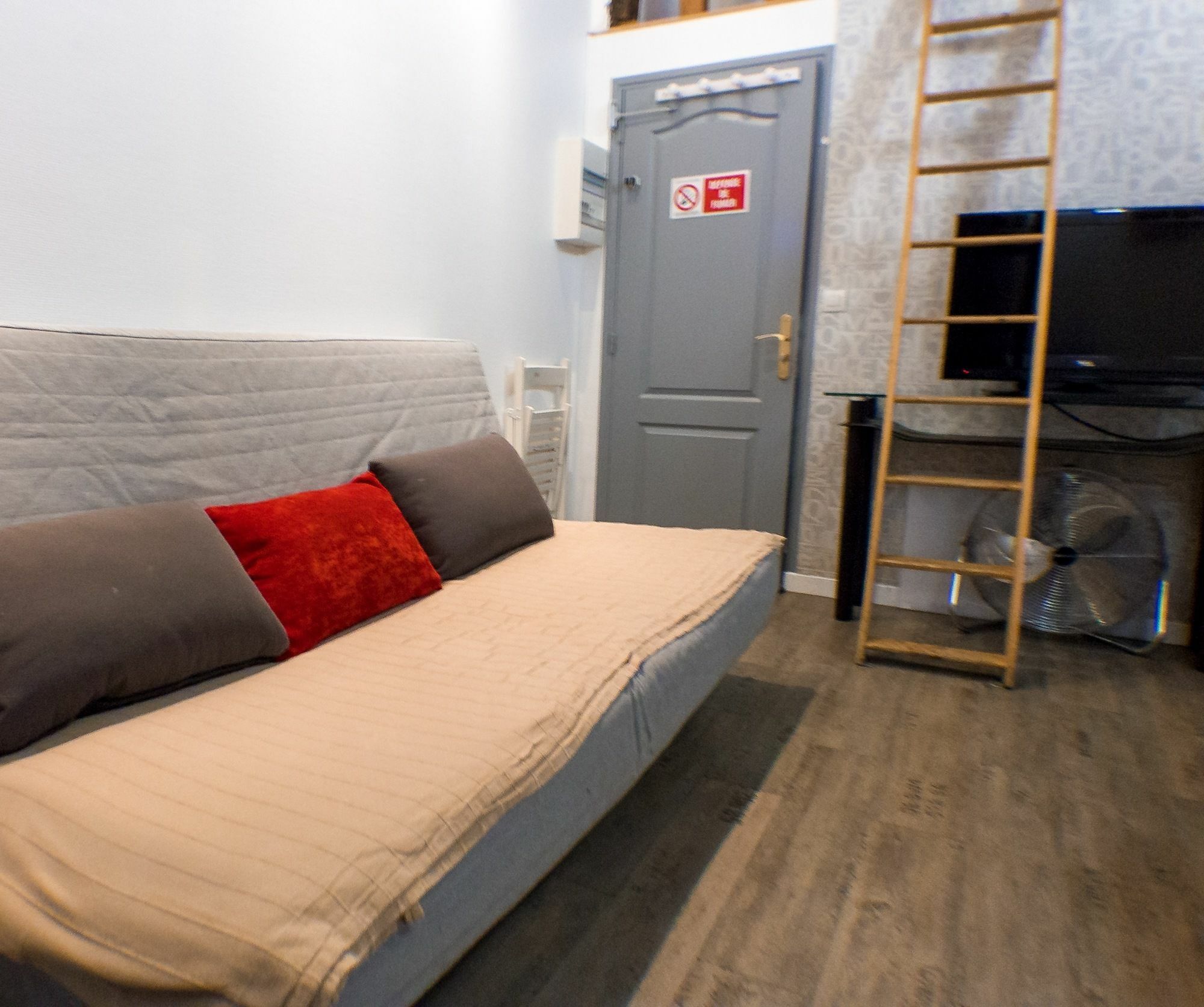 Studio Petit Pompidou Париж Экстерьер фото