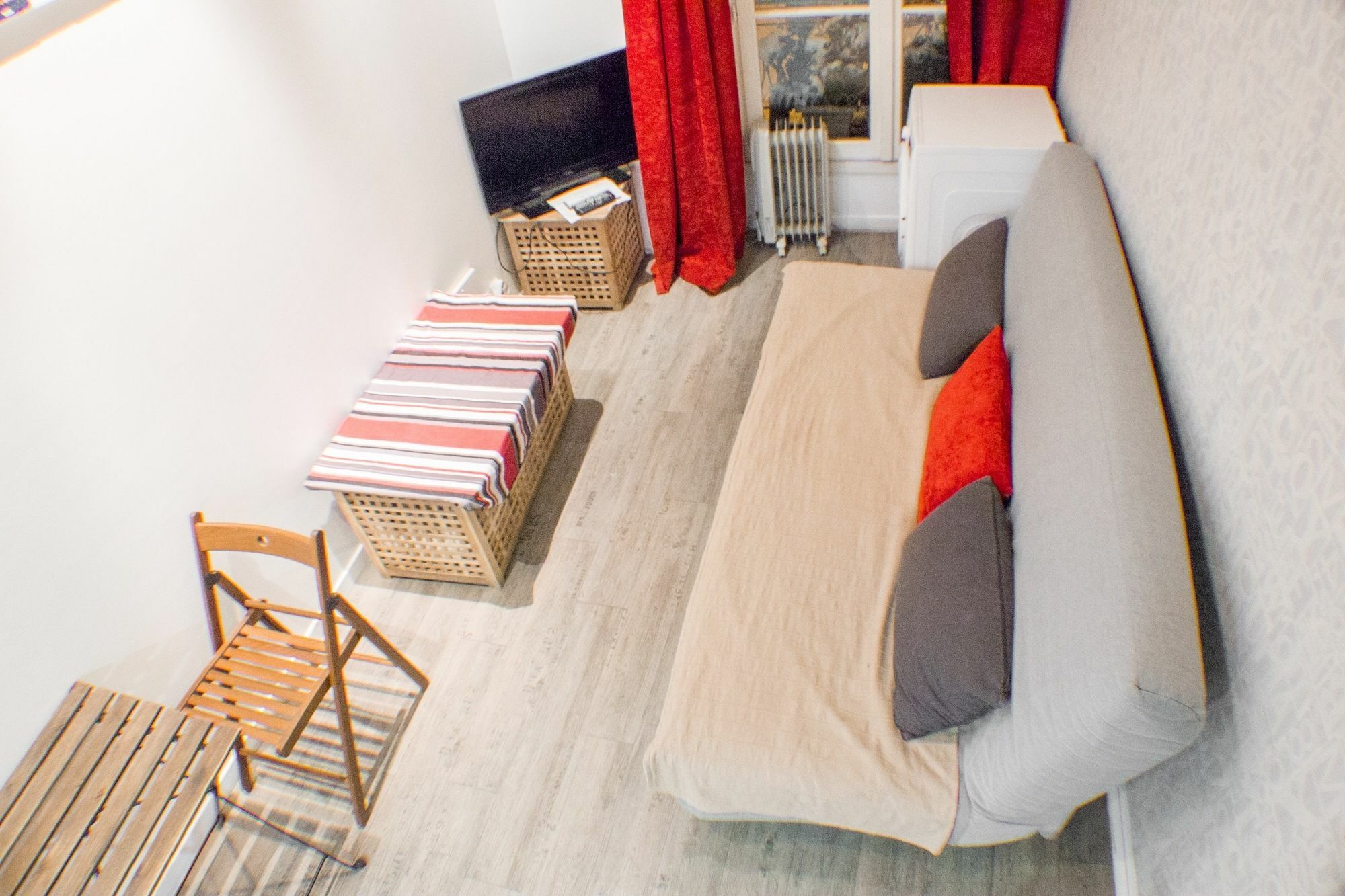 Studio Petit Pompidou Париж Экстерьер фото